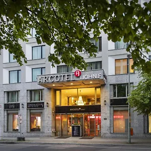 Arcotel John F Отель